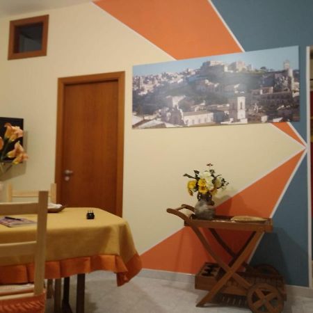 La Casa Di Pina Apartment Modica Bagian luar foto